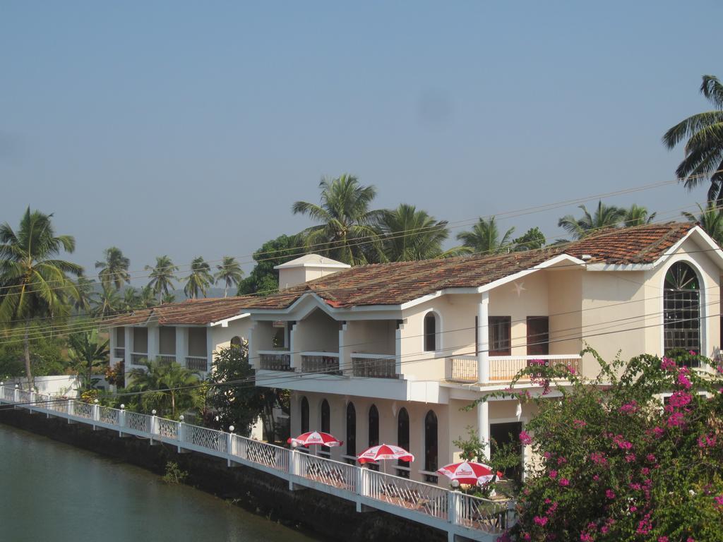 Hotel Riverside Baga Esterno foto
