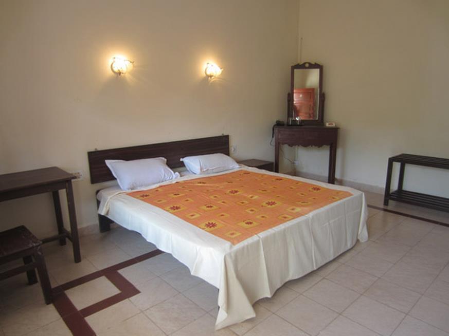 Hotel Riverside Baga Esterno foto